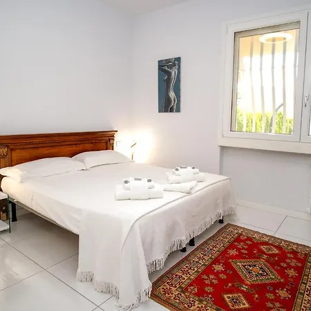 度假居 Nest With Pool And View *