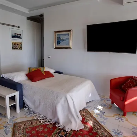 Nest With Pool And View Сasa de vacaciones *